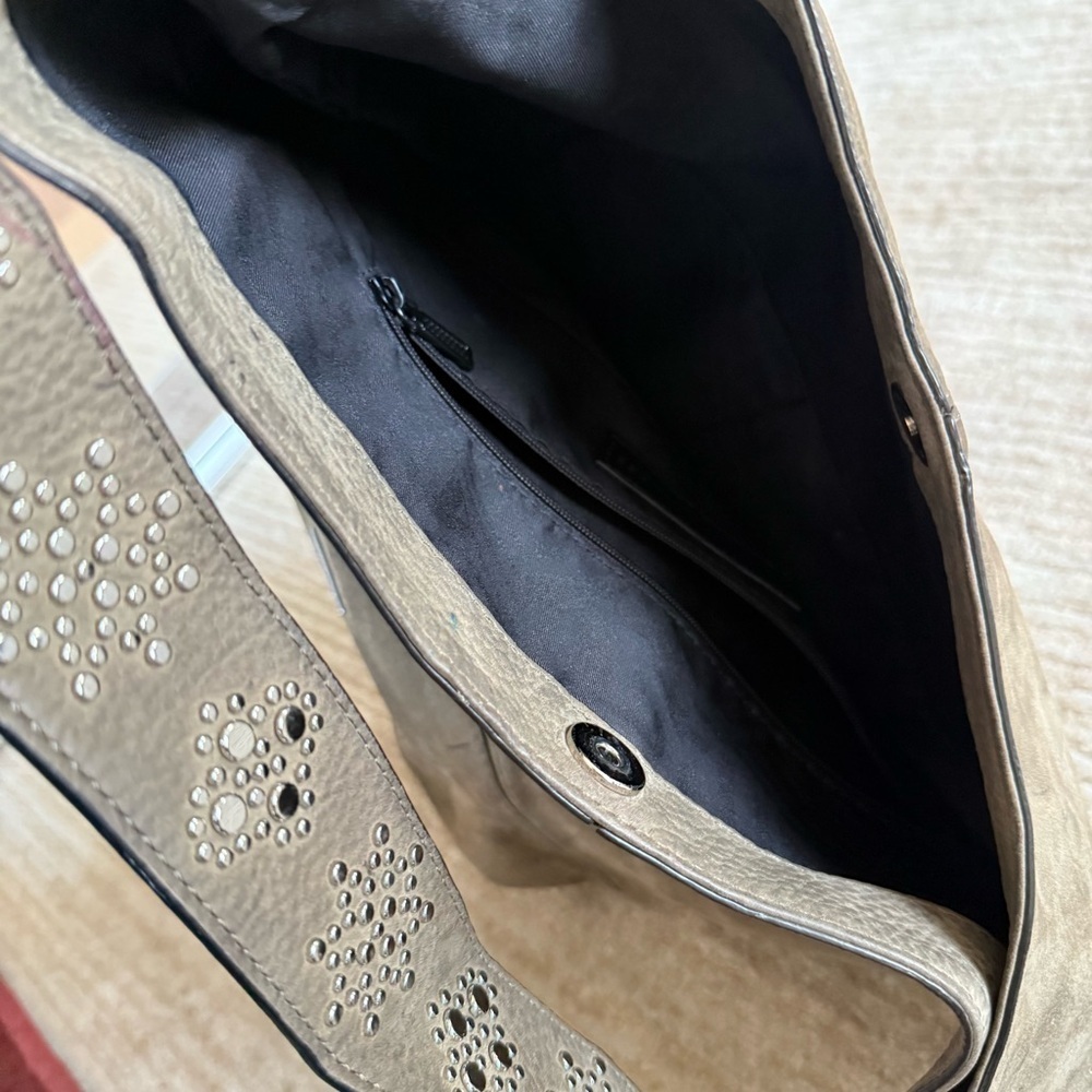 Rebecca Minkoff Bucket Studded Suede Silver Leather Shoulder Bag - Picture 8 of 14